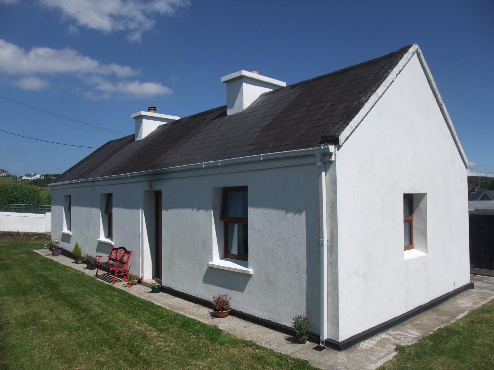 Katie'S Cottage Achill Sound Eksteriør billede